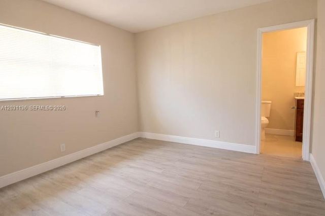 4041 NW 30th Ter, Lauderdale Lakes, FL 33309