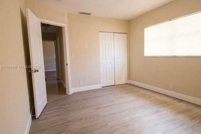 4041 NW 30th Ter, Lauderdale Lakes, FL 33309