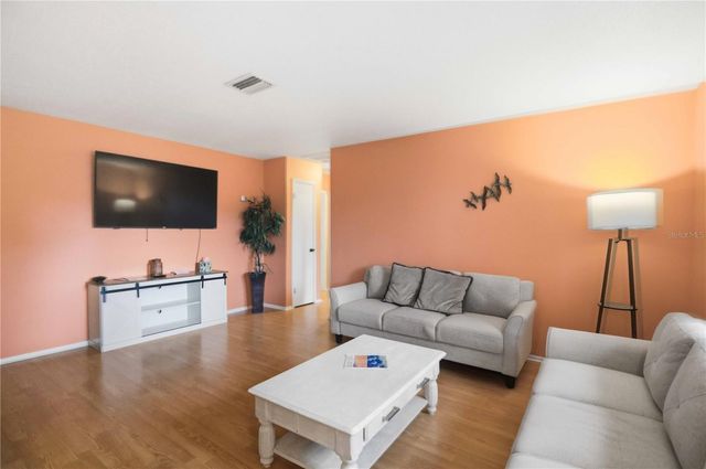 5203 18TH AVENUE W, Bradenton, FL 34209
