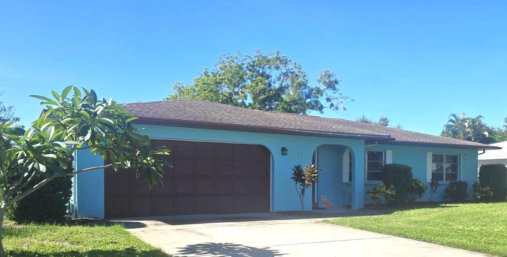 5203 18TH AVENUE W, BRADENTON, FL 34209 — photo 2