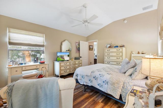 640 MALLORY HILL DRIVE, The Villages, FL 32162