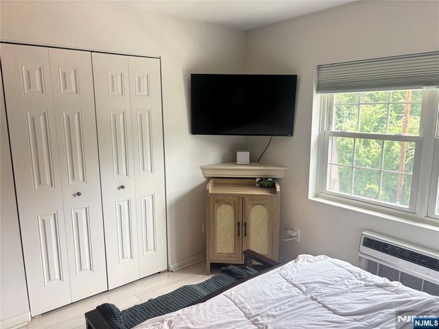 550 Fairview Avenue 302, Westwood, NJ 07675