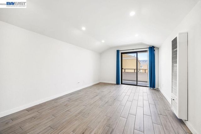 2077 Washington Ave 212, San Leandro, CA 94577