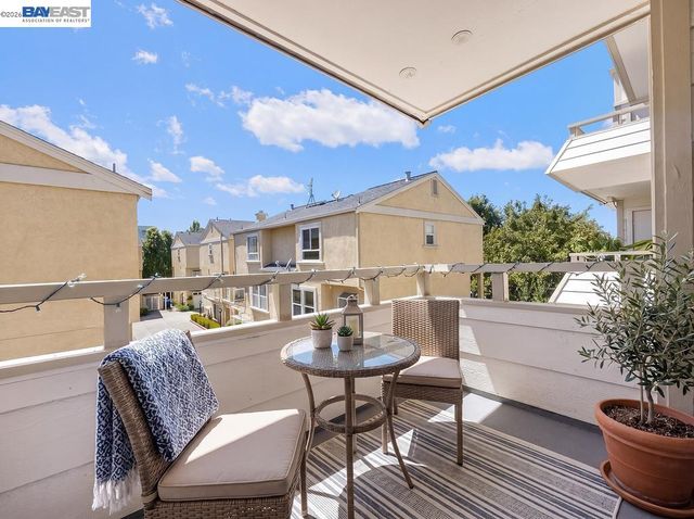 2077 Washington Ave 212, San Leandro, CA 94577