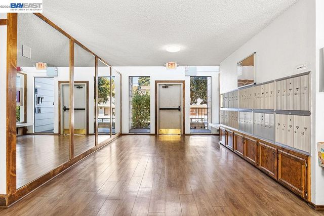 2077 Washington Ave 212, San Leandro, CA 94577