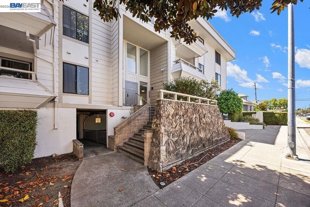 2077 Washington Ave 212, San Leandro, CA 94577