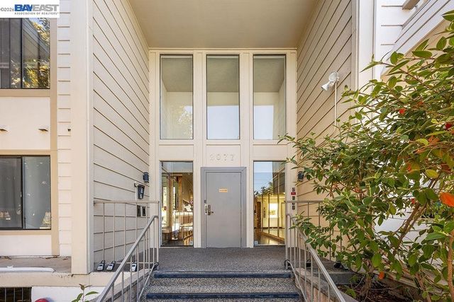 2077 Washington Ave 212, San Leandro, CA 94577