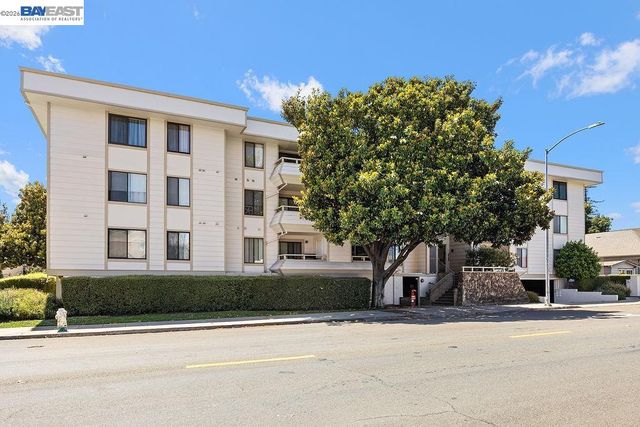 2077 Washington Ave 212, San Leandro, CA 94577