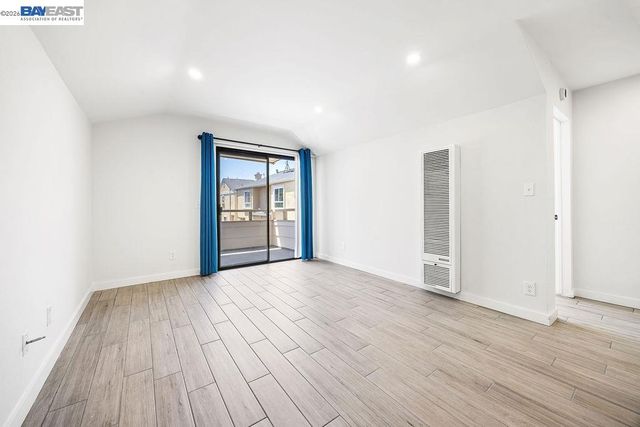 2077 Washington Ave 212, San Leandro, CA 94577