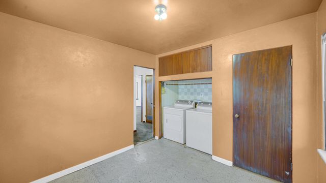 618 S Wisconsin Street, Hobart, IN 46342