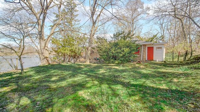 618 S Wisconsin Street, Hobart, IN 46342