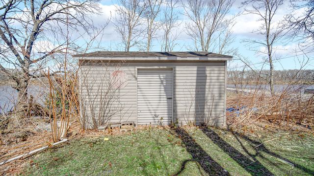 618 S Wisconsin Street, Hobart, IN 46342
