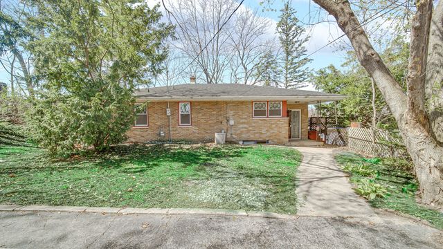 618 S Wisconsin Street, Hobart, IN 46342