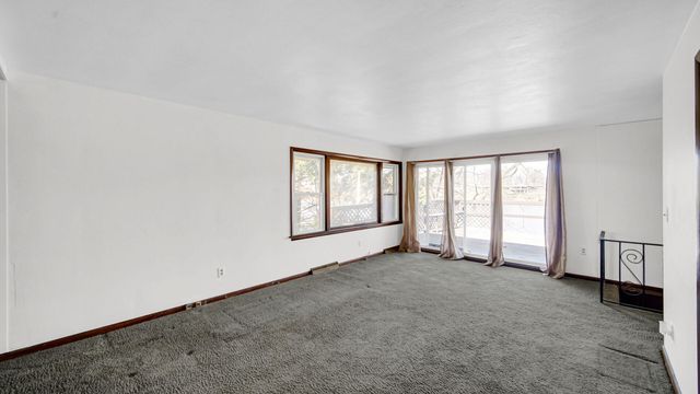 618 S Wisconsin Street, Hobart, IN 46342