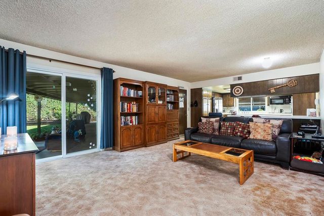 2396 Windmill View Road, El Cajon, CA 92020