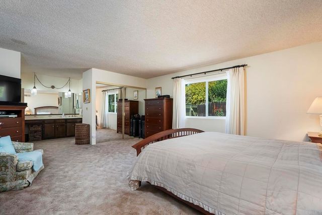 2396 Windmill View Road, El Cajon, CA 92020