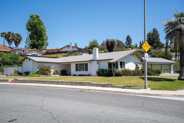 2396 Windmill View Road, El Cajon, CA 92020