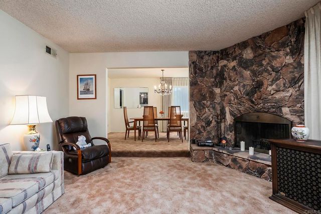 2396 Windmill View Road, El Cajon, CA 92020
