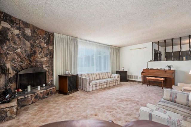 2396 Windmill View Road, El Cajon, CA 92020