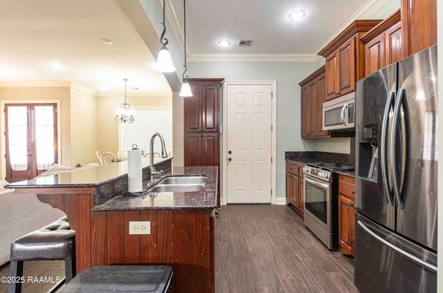 108 Fox Creek Drive, Youngsville, LA 70592