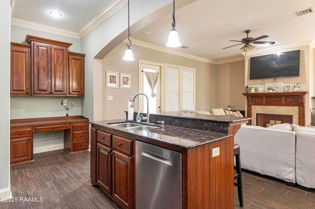 108 Fox Creek Drive, Youngsville, LA 70592