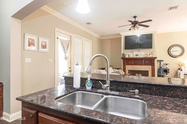 108 Fox Creek Drive, Youngsville, LA 70592