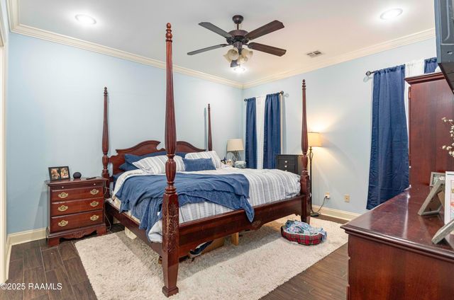 108 Fox Creek Drive, Youngsville, LA 70592