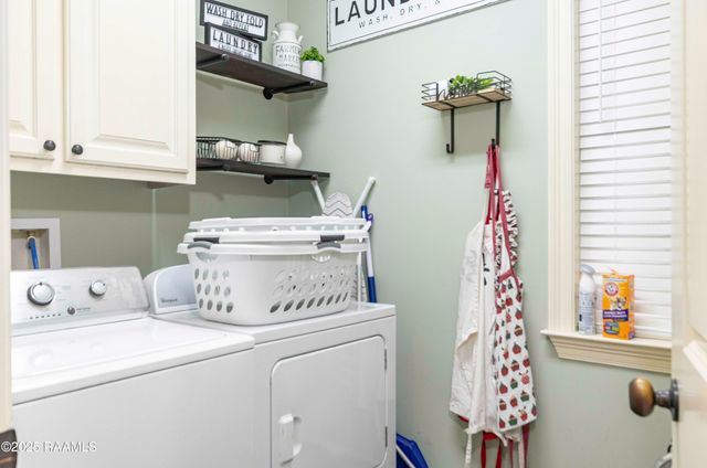 108 Fox Creek Drive, Youngsville, LA 70592