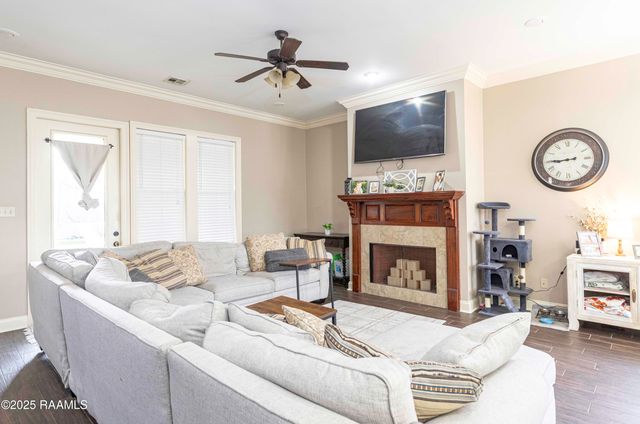 108 Fox Creek Drive, Youngsville, LA 70592