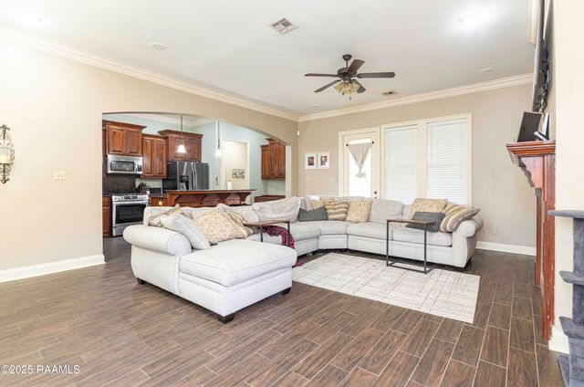 108 Fox Creek Drive, Youngsville, LA 70592