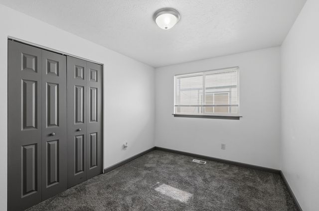 2407 E Columbia Ave, Spokane, WA 99208