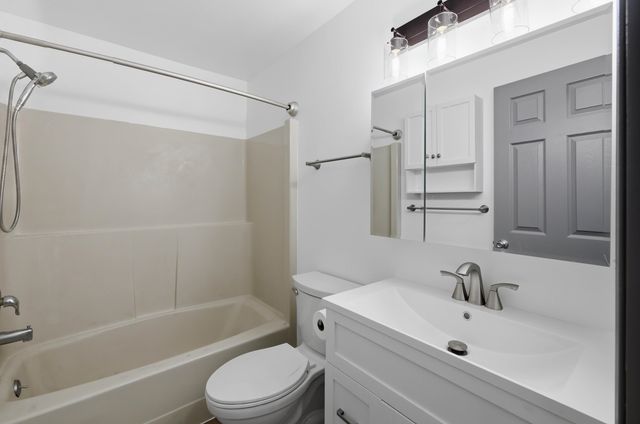 2407 E Columbia Ave, Spokane, WA 99208