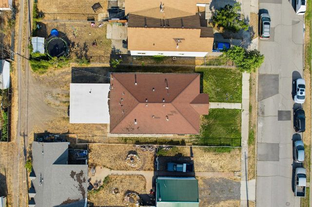 2407 E Columbia Ave, Spokane, WA 99208