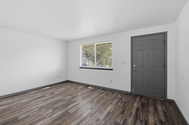 2407 E Columbia Ave, Spokane, WA 99208