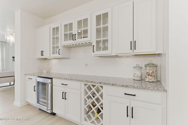 14409 McKinley Ridge Dr, Louisville, KY 40245