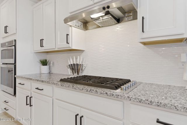 14409 McKinley Ridge Dr, Louisville, KY 40245