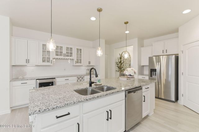 14409 McKinley Ridge Dr, Louisville, KY 40245