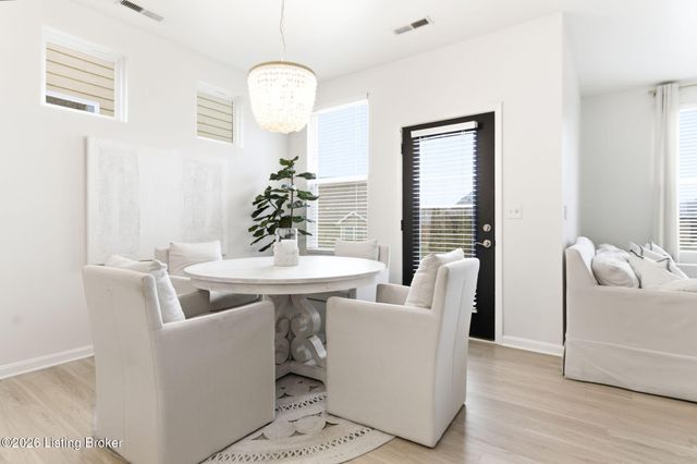 14409 McKinley Ridge Dr, Louisville, KY 40245