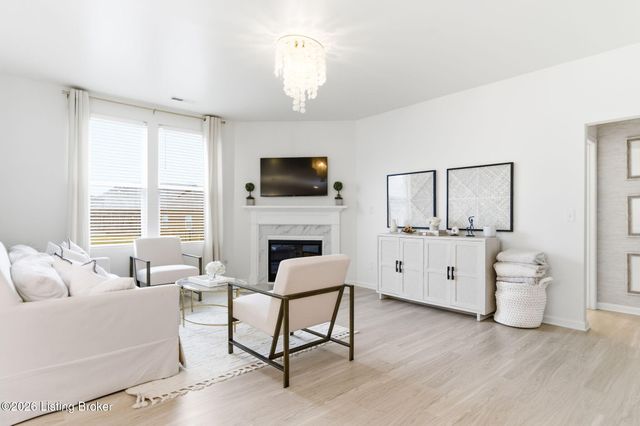 14409 McKinley Ridge Dr, Louisville, KY 40245