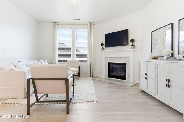 14409 McKinley Ridge Dr, Louisville, KY 40245