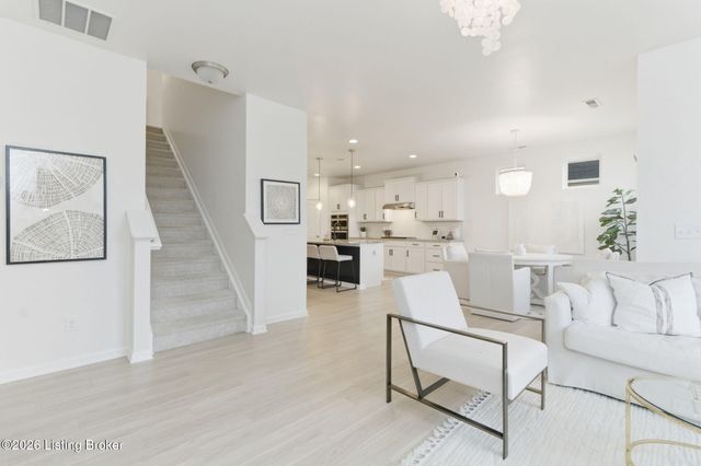 14409 McKinley Ridge Dr, Louisville, KY 40245