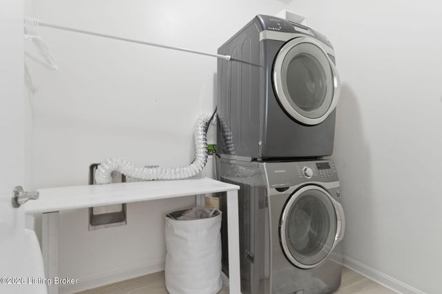 14409 McKinley Ridge Dr, Louisville, KY 40245