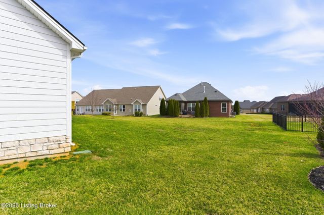 14409 McKinley Ridge Dr, Louisville, KY 40245