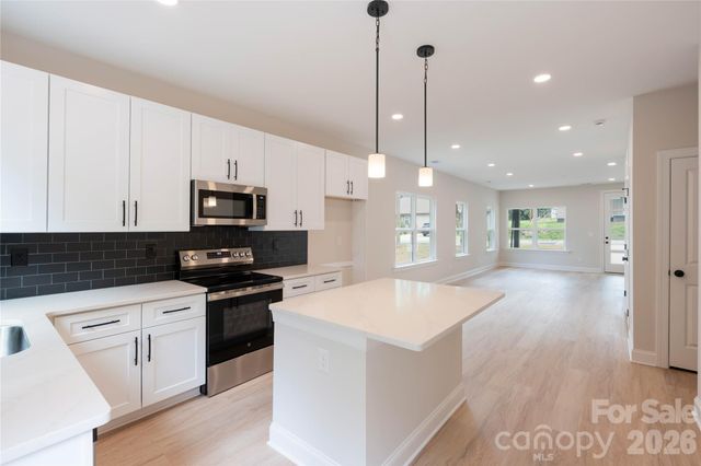 311 W Chestnut Street, Stanley, NC 28164