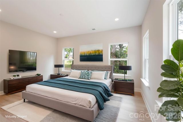 311 W Chestnut Street, Stanley, NC 28164