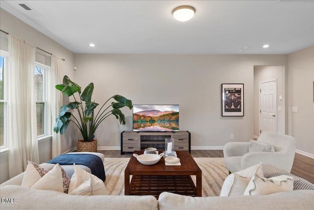 1237 Huffington Oak Drive, Willow Springs, NC 27592