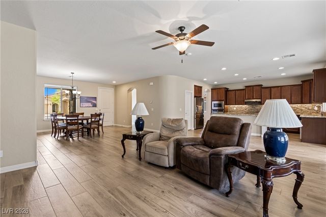 137 Billy Bones Bluff, Mesquite, NV 89027