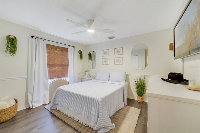 135 E 9TH STREET, Chuluota, FL 32766