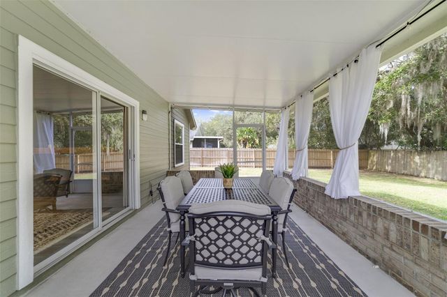 135 E 9TH STREET, Chuluota, FL 32766