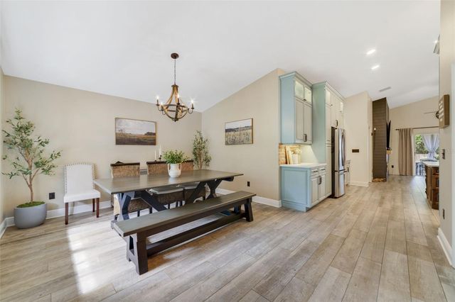 135 E 9TH STREET, Chuluota, FL 32766